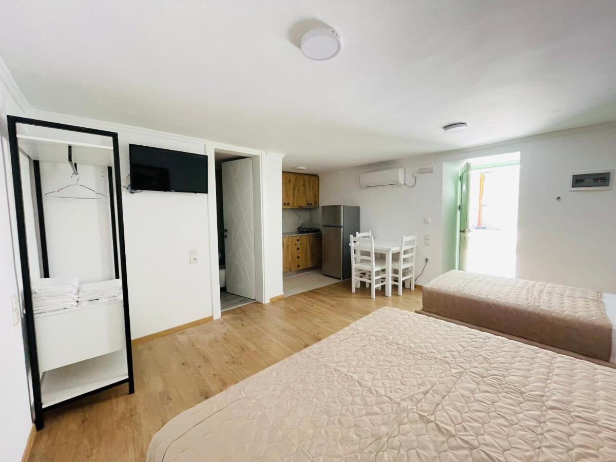 Mpolanos Guesthouse ヒマラ エクステリア 写真